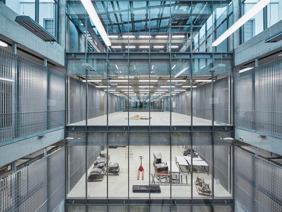 umprum technology centre by projektovy atelier umprum