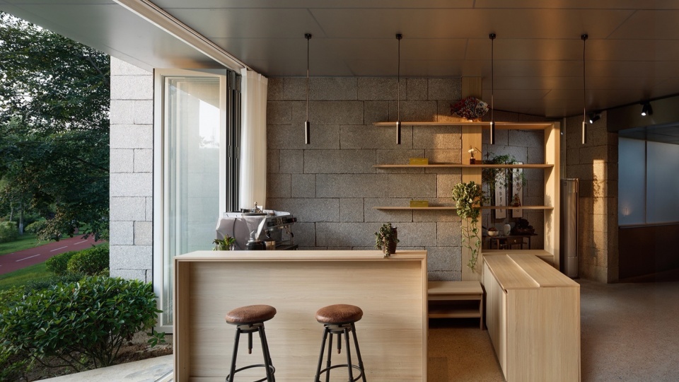 Greenscene Teahouse by Art Zen Architects