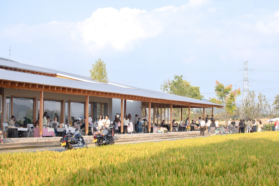 hangzhou digital farm operation center by studio dali architects