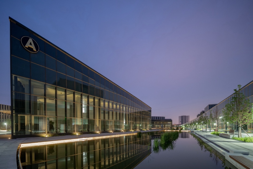 The Fusion Garden of the National Research Center for Materials Science