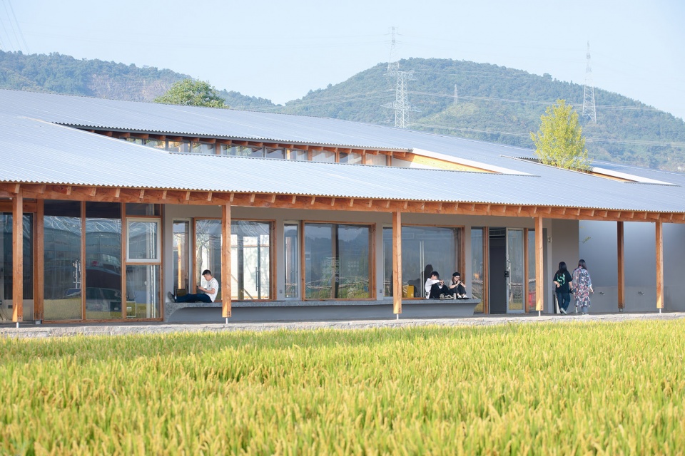 hangzhou digital farm operation center by studio dali architects