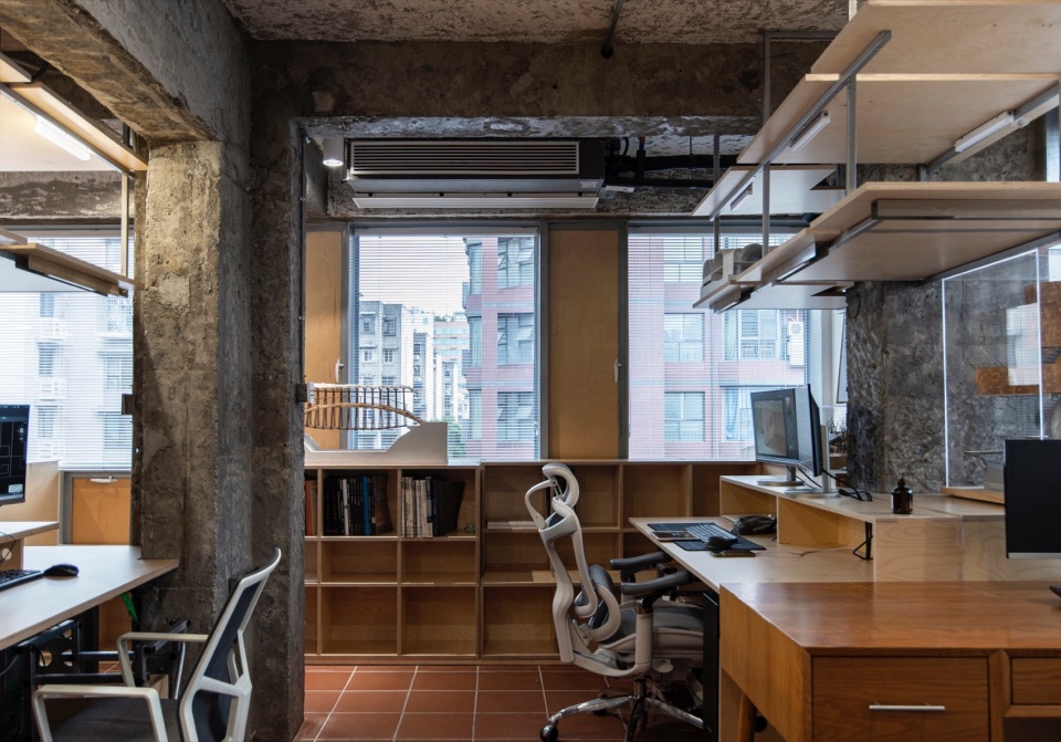 RAW Office