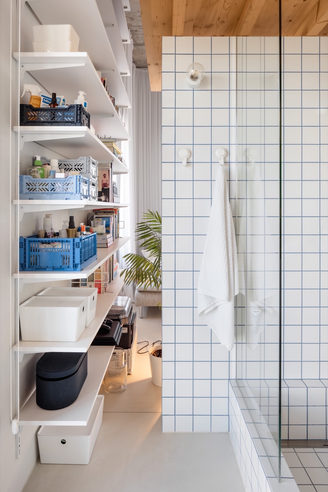 Pink Mill Apartment by Kilo/Honč - 谷德设计网