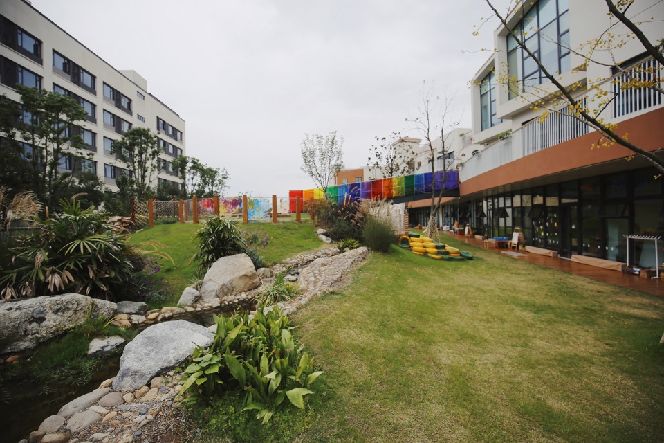 soong ching ling kindergarten by blarchitectes