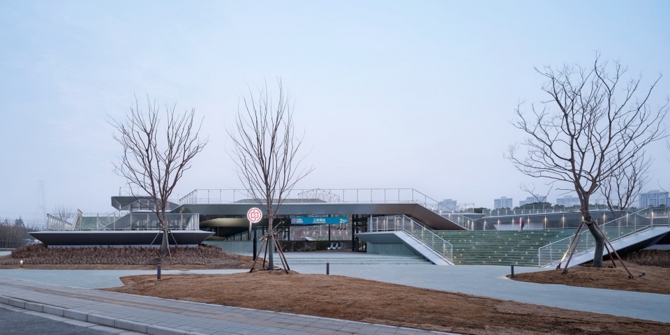 Meandering In Forest South Sanlin Station of Shanghai Airport Link by Original Design Studio TJAD