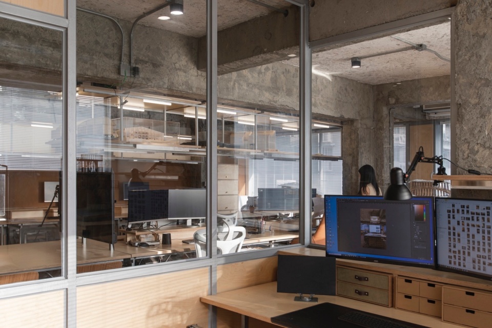 RAW Office
