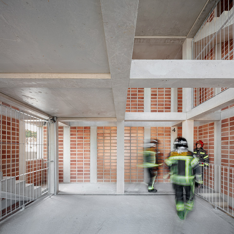 firemen tower in vall dhebron by carles enrich studio