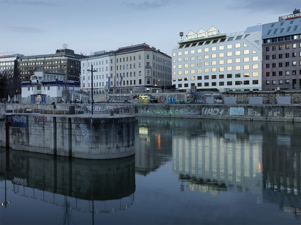 The Rock Radisson Red Vienna INNOCAD