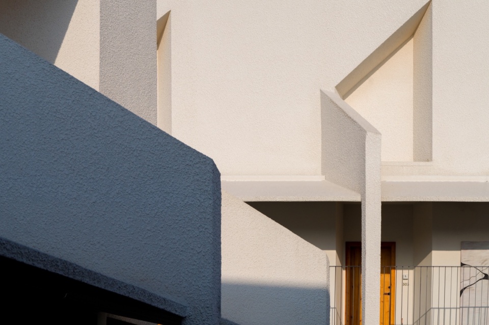 Central Music Park Kai Zhou New City Wedding Chapel and Hotel by STUDIO QI Architects