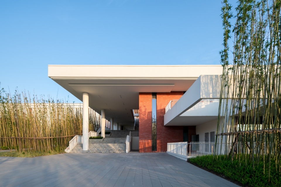 chengdu eastern new area cultural and creative industrial park chendu no 7 eastern school by sichuan provincial architectural design and...