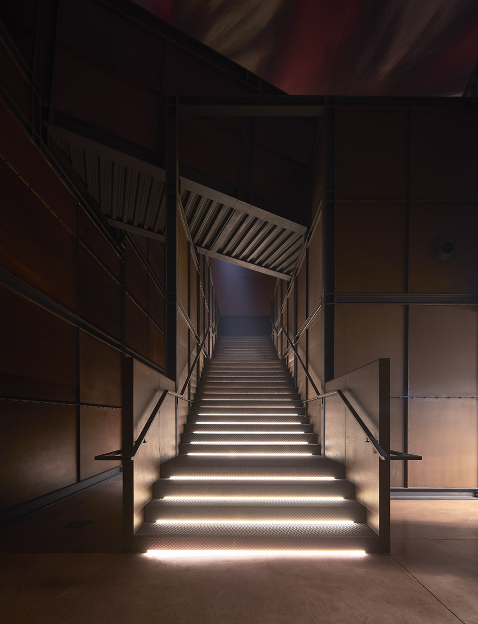 la almazara by philippe starck