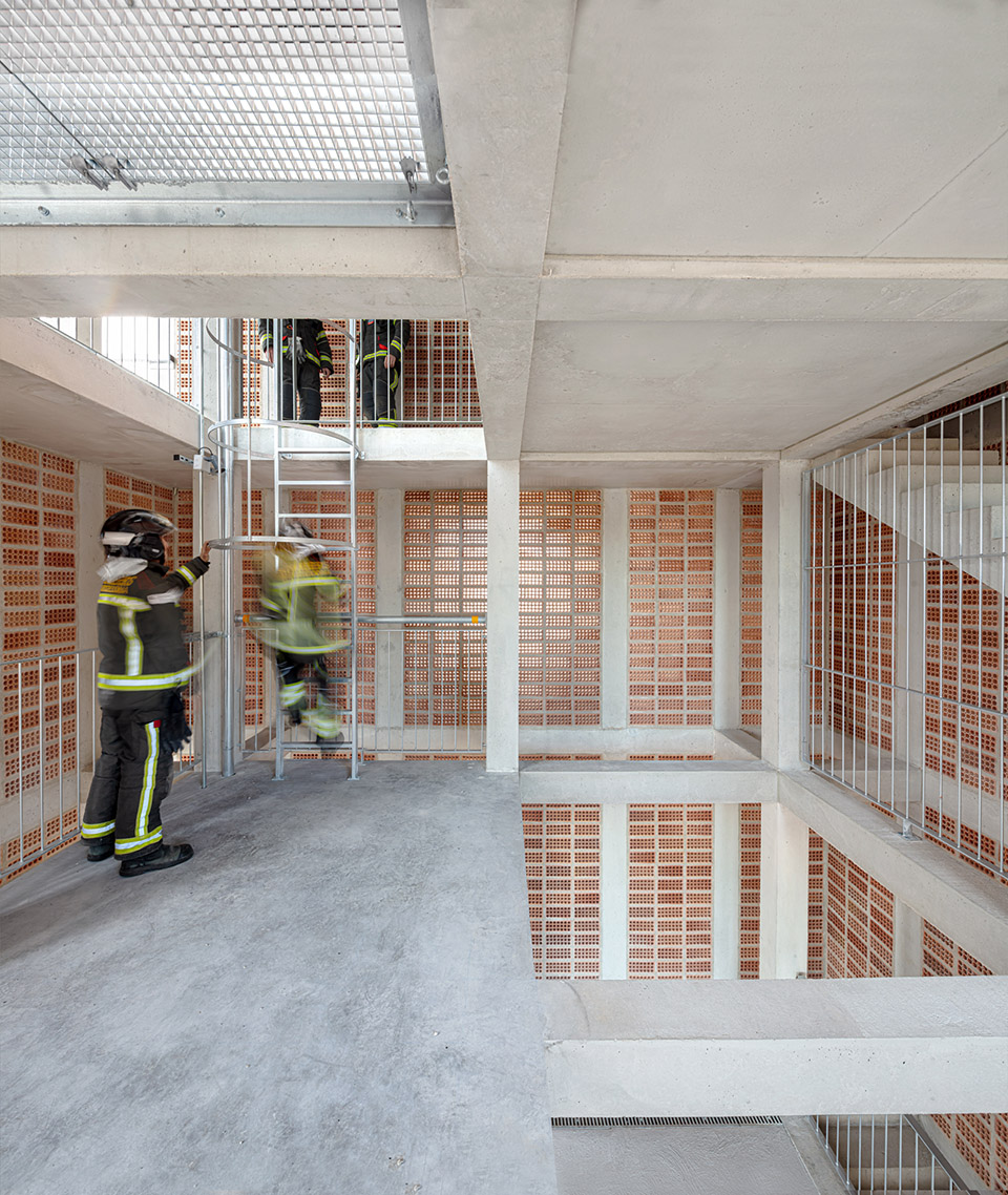 firemen tower in vall dhebron by carles enrich studio