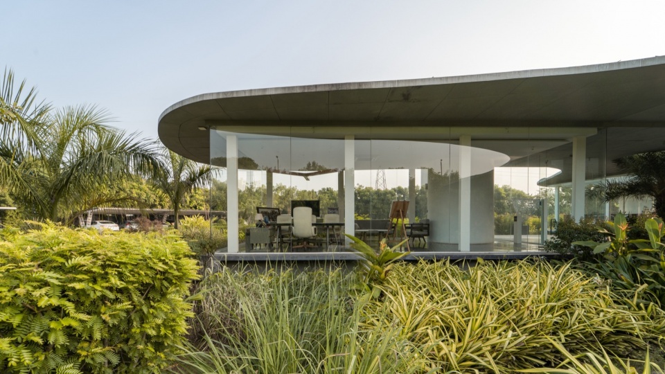 Amoeba Hiren Patel Architects