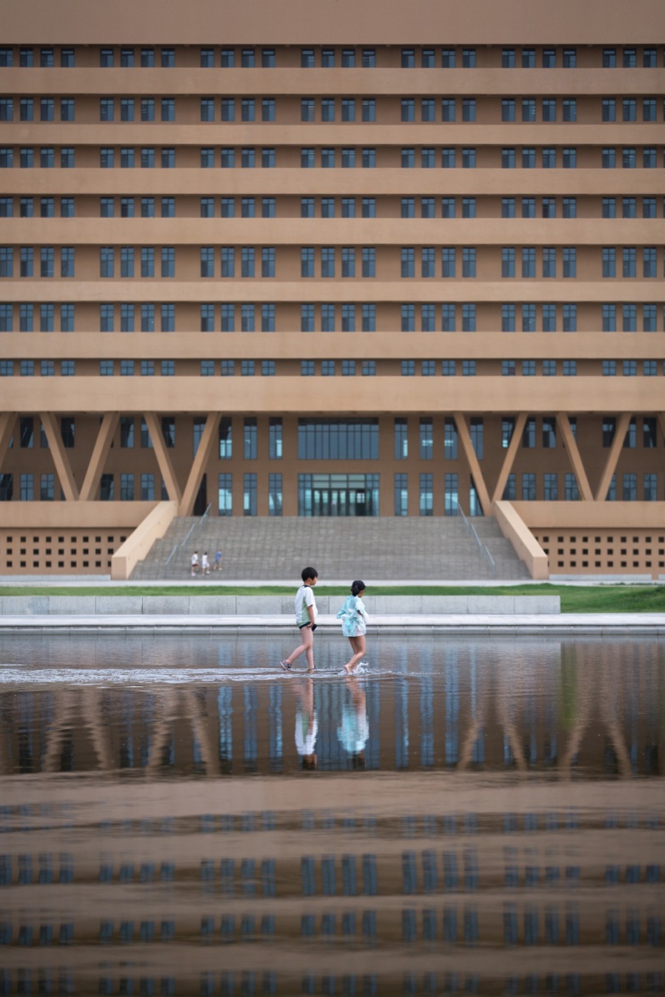 TARU New Campus Library and Information Center by CADG