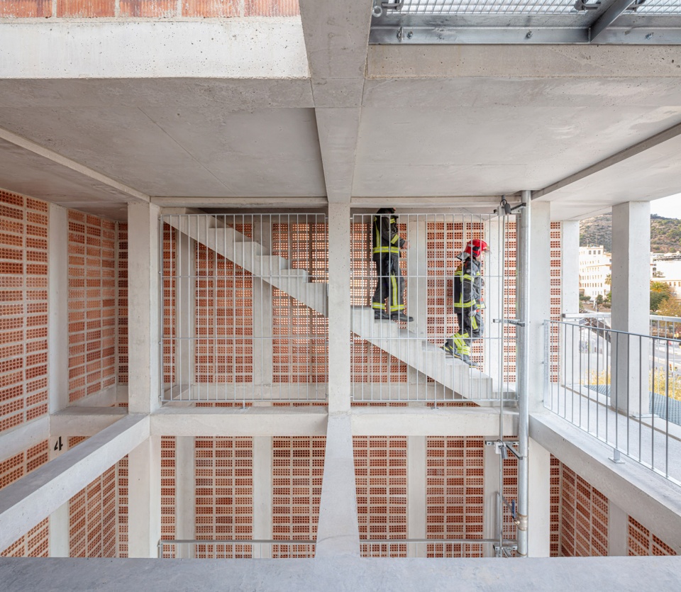 firemen tower in vall dhebron by carles enrich studio
