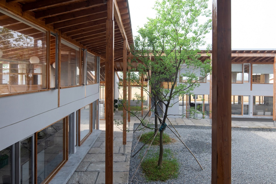 hangzhou digital farm operation center by studio dali architects