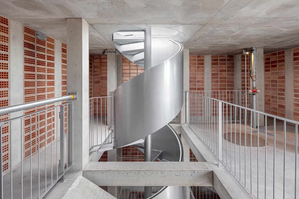firemen tower in vall dhebron by carles enrich studio