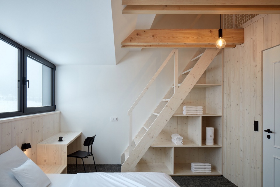 milada cottage by adr