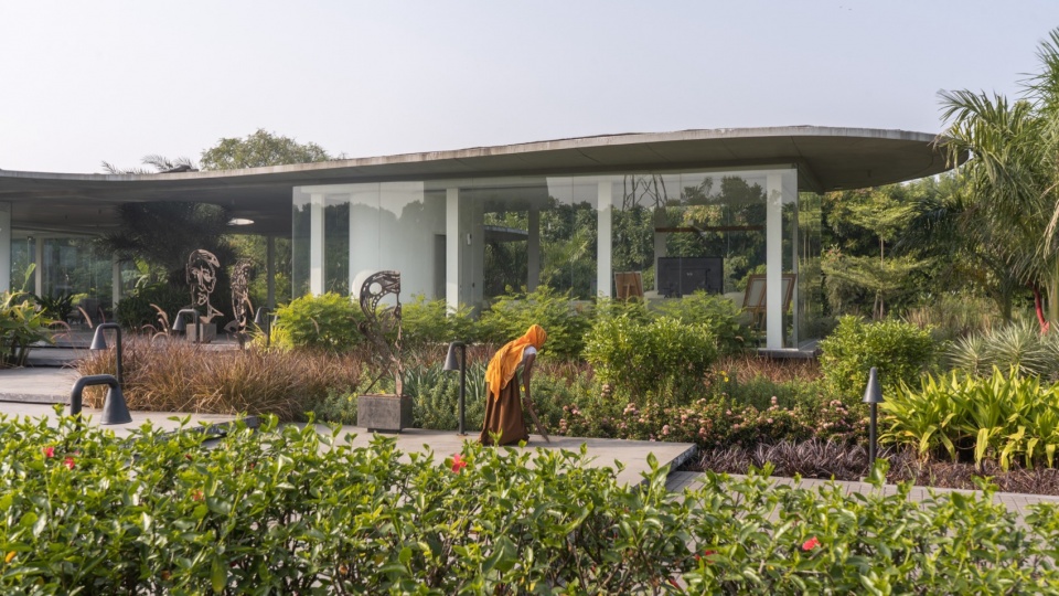 Amoeba Hiren Patel Architects
