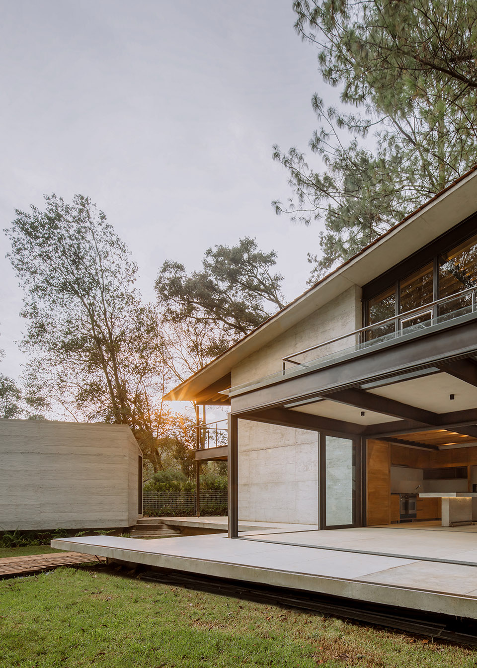 the house of the tall trees by 1i arquitectura
