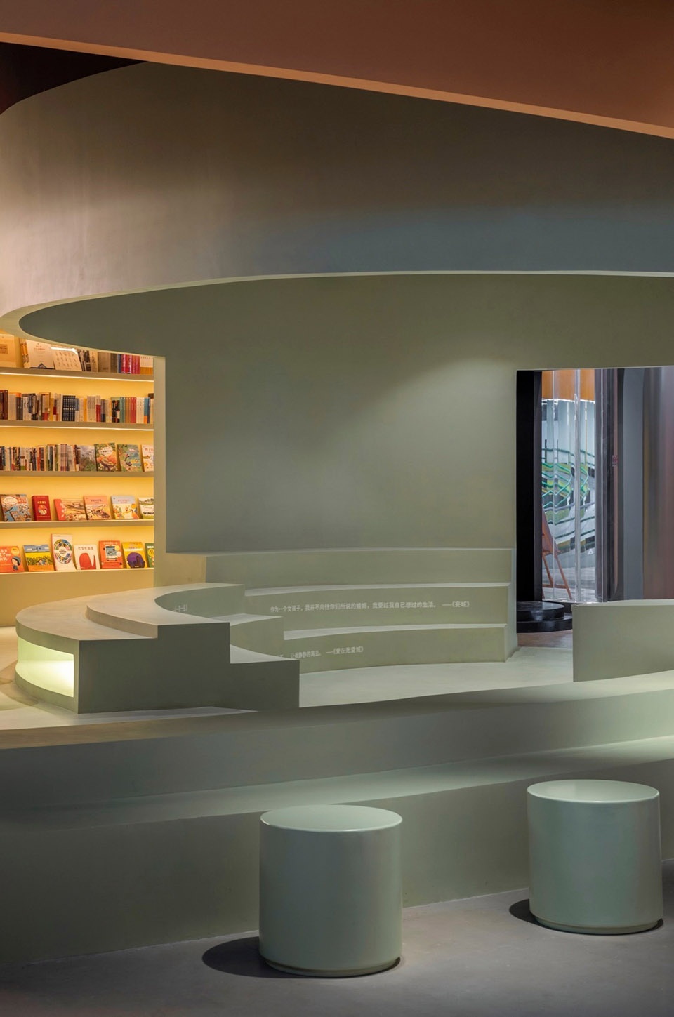 mumu theater by officeyet 41