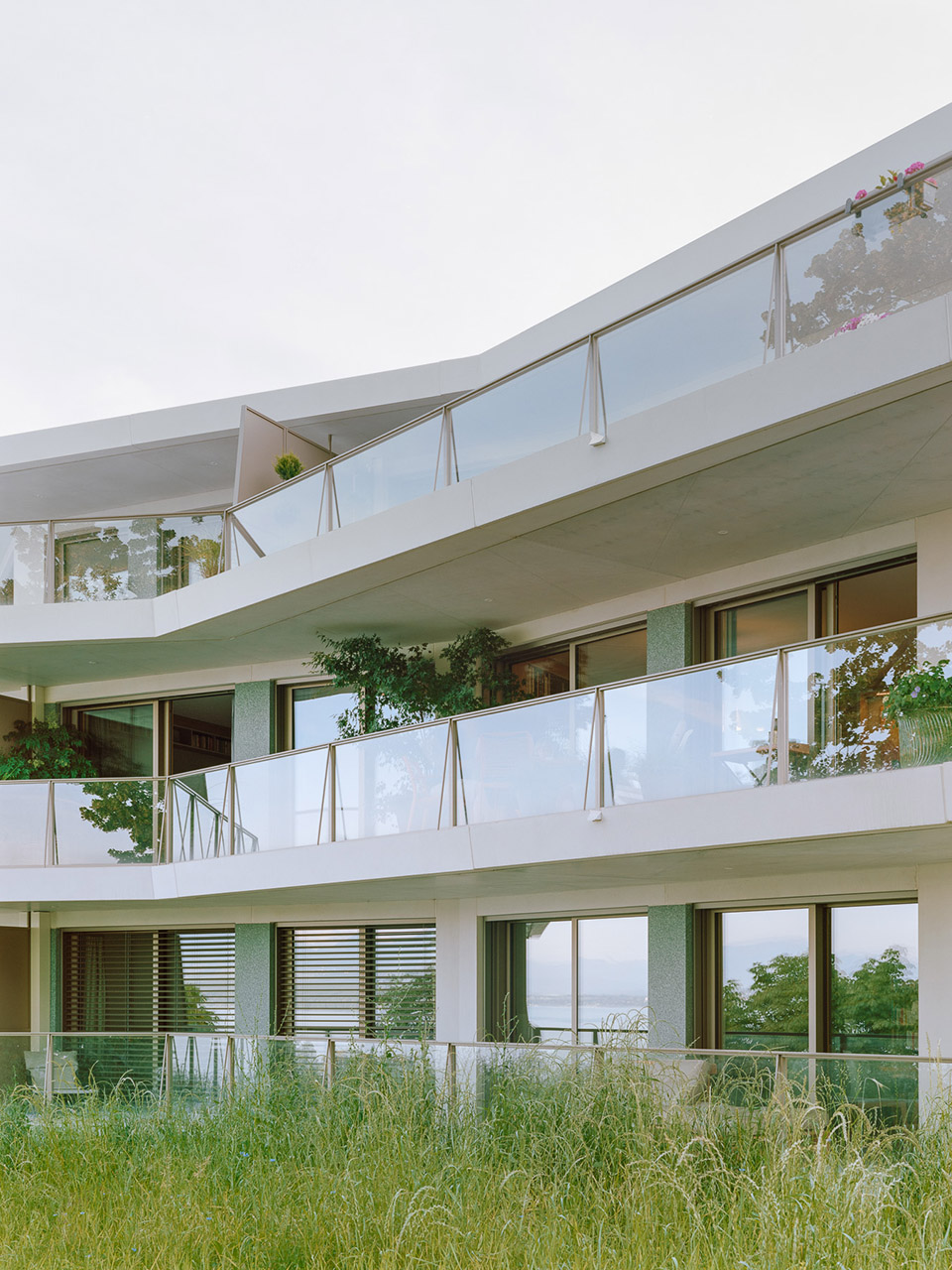 condominium apartments in nyon by lacroix chessex