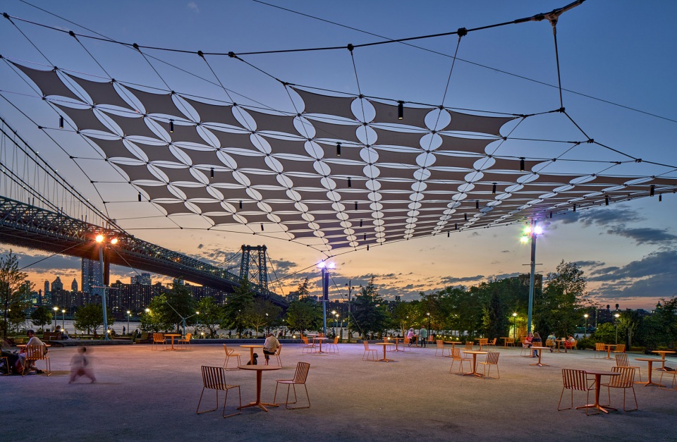 domino square by studio cadena