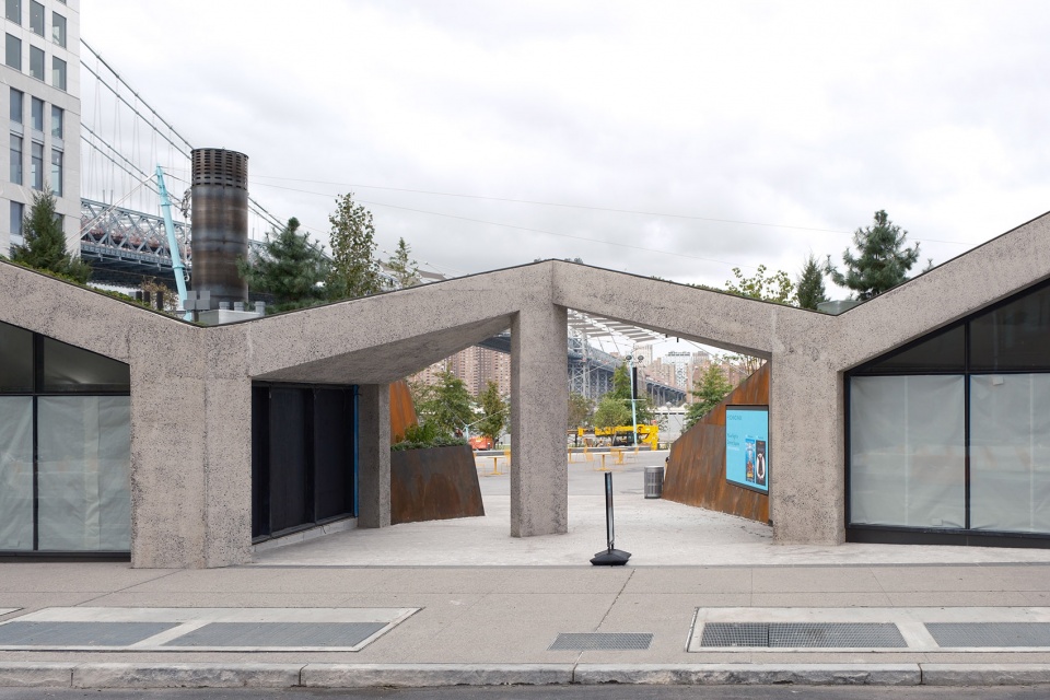 domino square by studio cadena