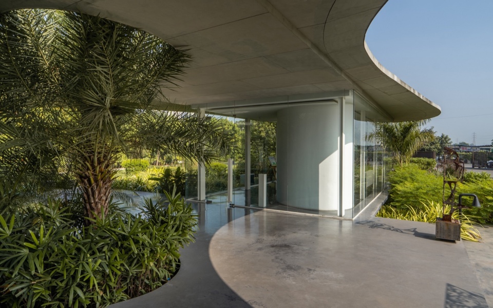 Amoeba Hiren Patel Architects