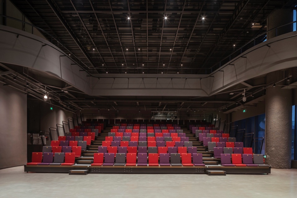 mumu theater by officeyet 53