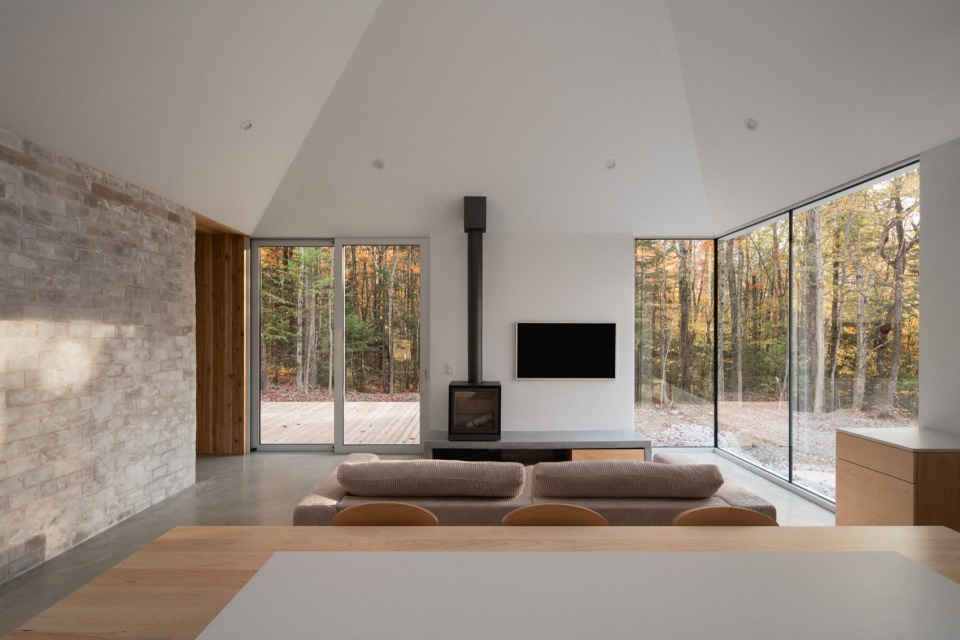 HABITAT SELENITE naturehumaine architects