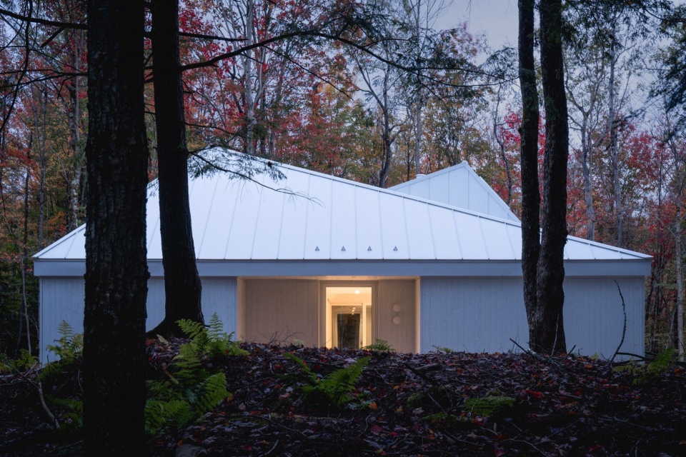 HABITAT SELENITE naturehumaine architects