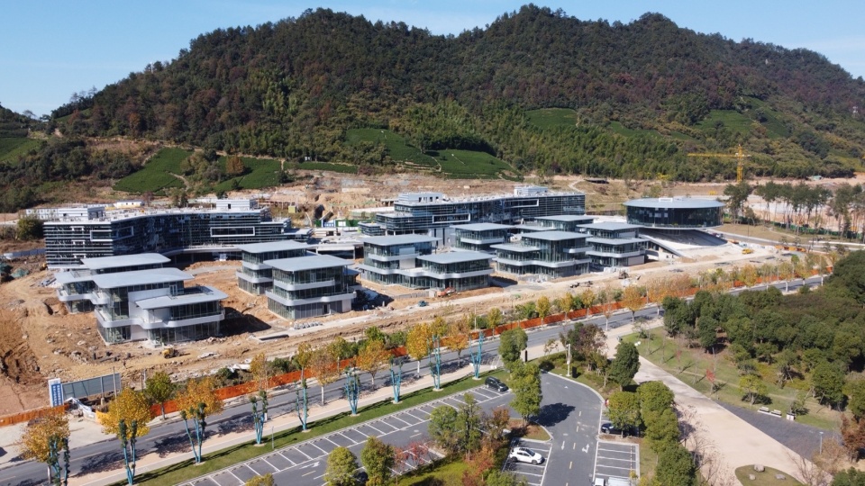 Lingfeng Smart Valley Platform Demonstration Zone Construction Project by The Design Institute of Landscape Architecture China Academy of...