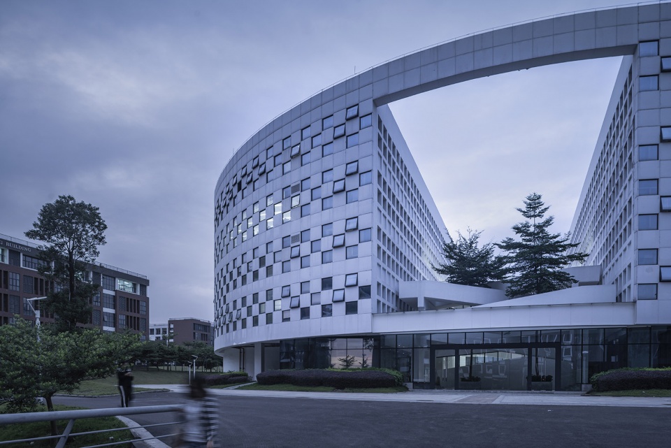 Library of Guangdong Vocational College of Hotel Management Architectural Design Research Institute of SCUT