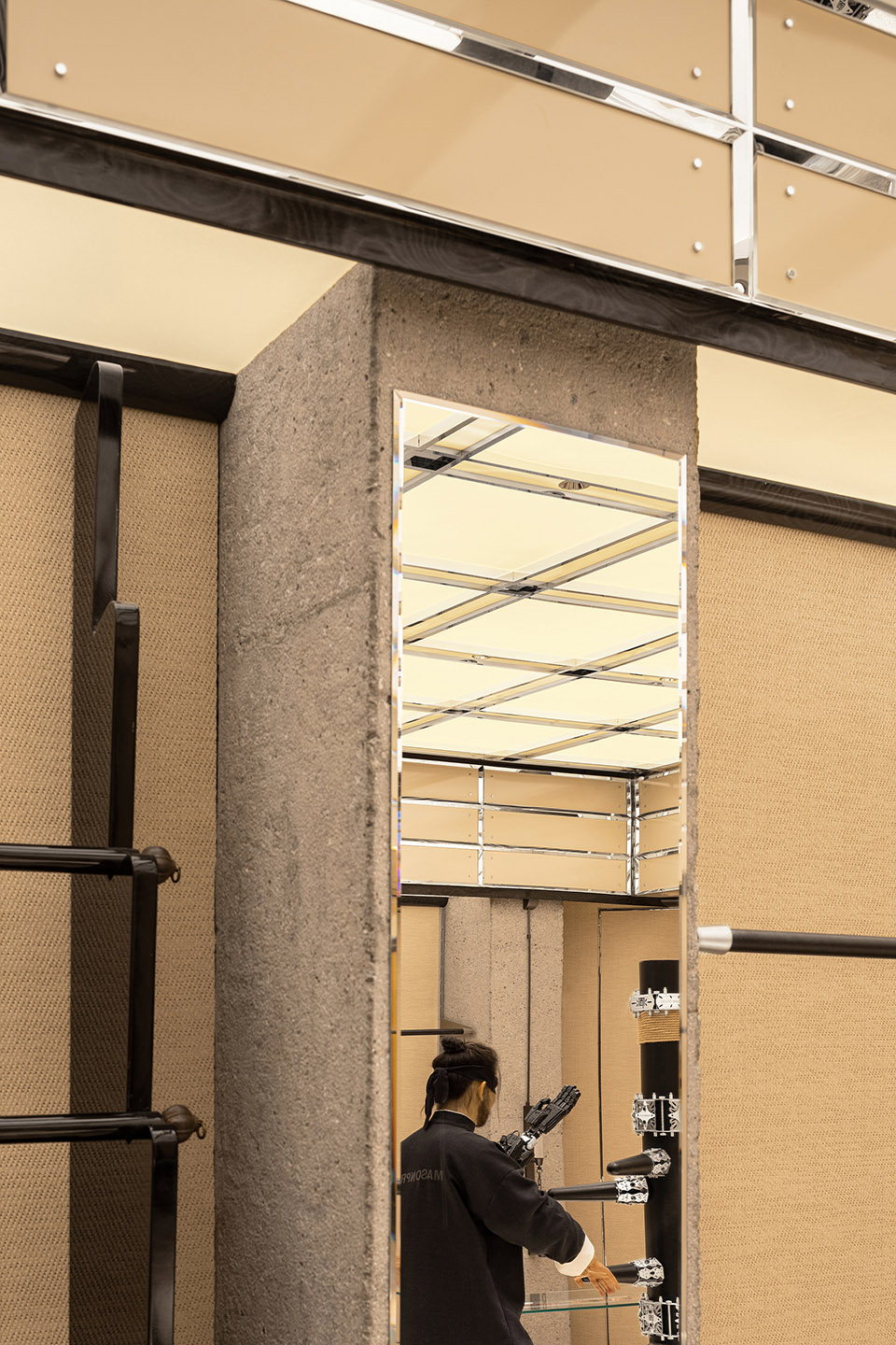 masonprince yongqingfang store by tomo design