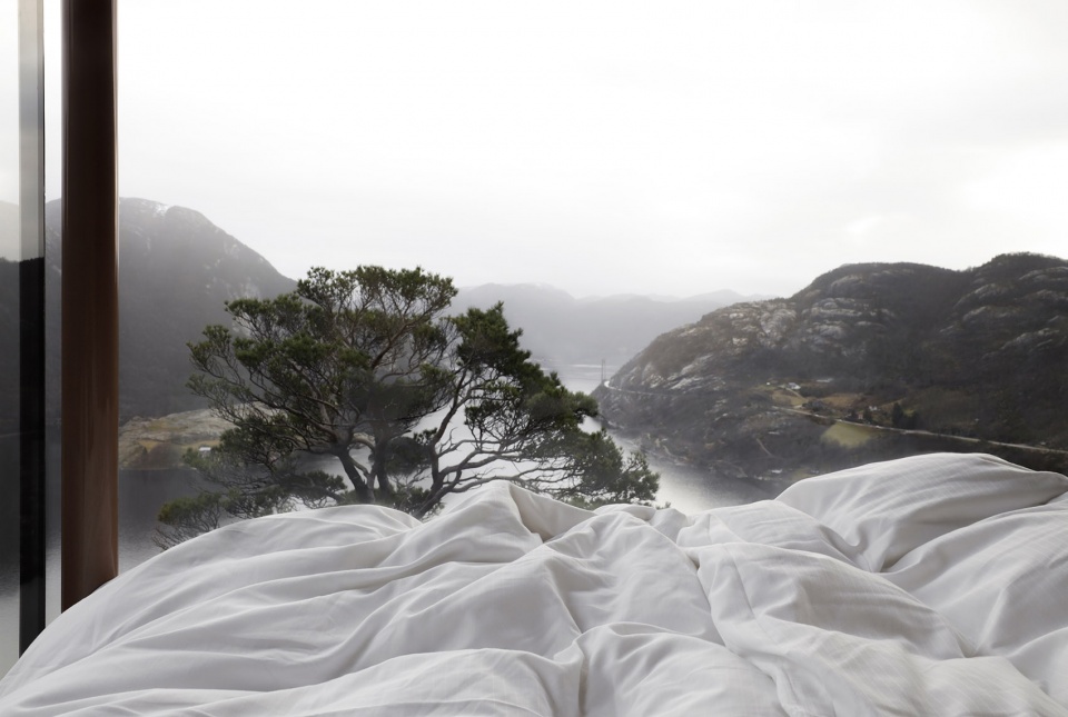 bolder star lodge by snohetta and vipp