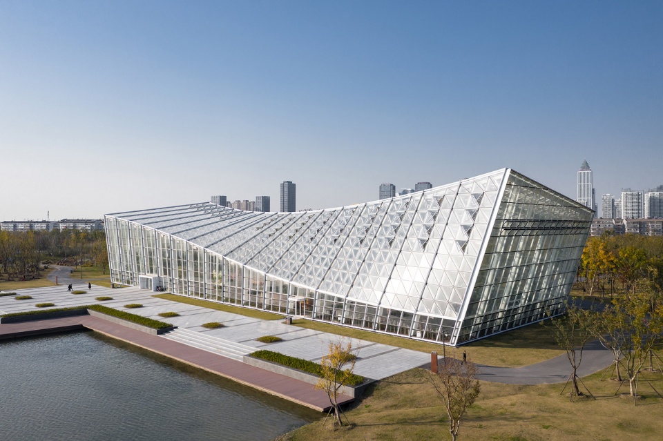 greenhouse of nantong botanical garden by gen architects