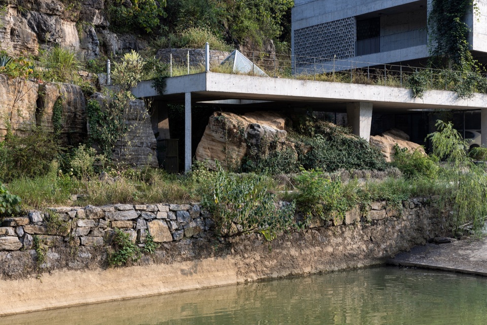 石头花园外景©直译 house shiyangshan no 1