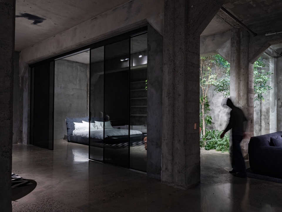 a tale of multiple cities cohlmeyer architectures enduring collaboration with montauk sofa