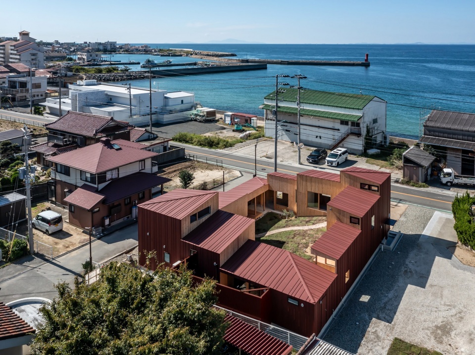 dog villa on awaji island by 1110 office of architecture