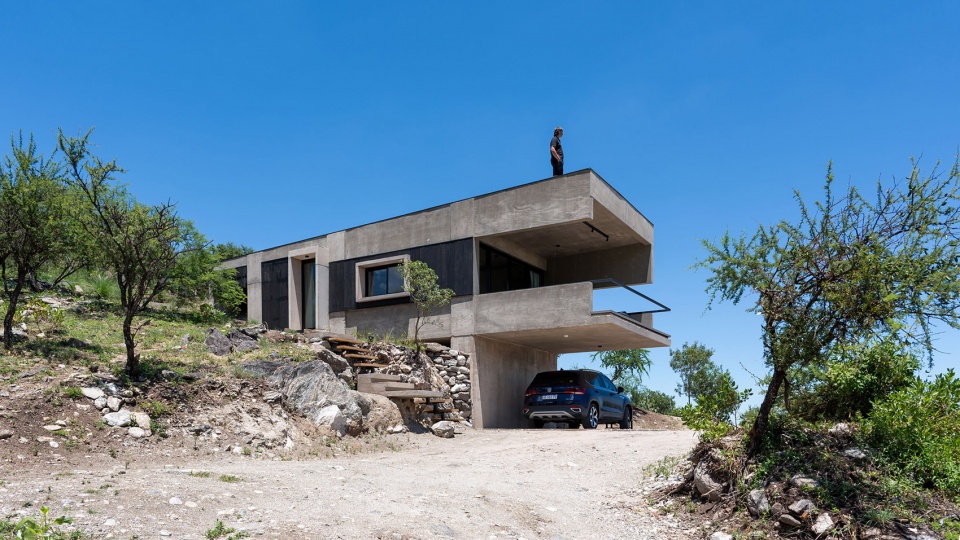 lodge jr by arq paul dragicevic