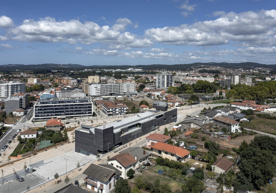 trofa town hall by noarq