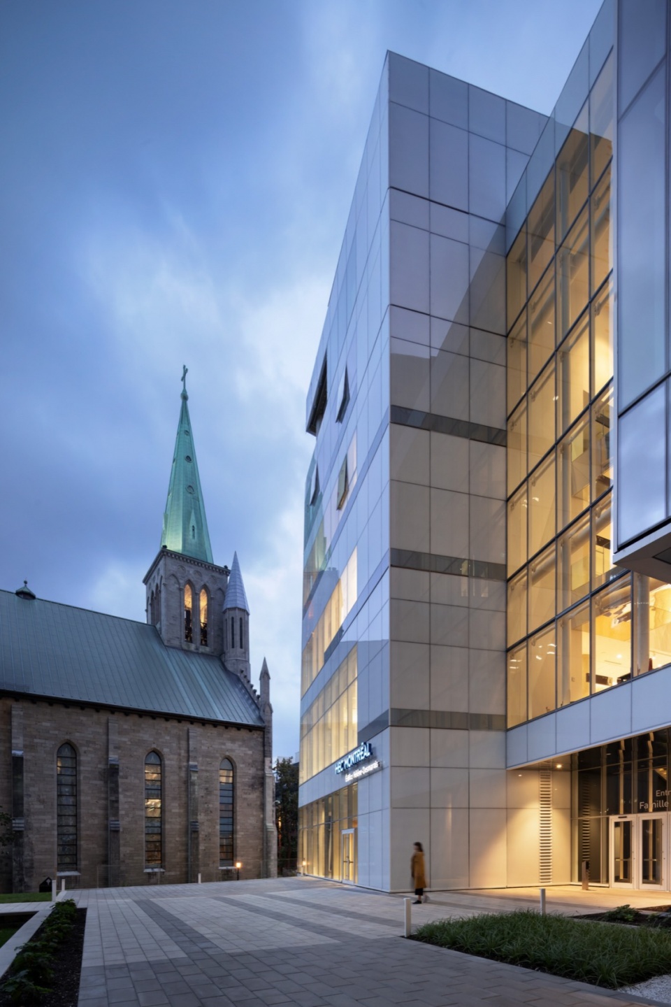 Hec Montreals Helene Desmarais Building by Provencher Roy