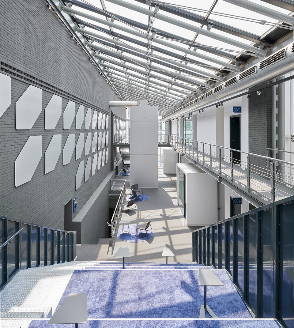 new podium advanced technologies headquarters by acc naturale architettura di cristiana catino plac architecture urban design