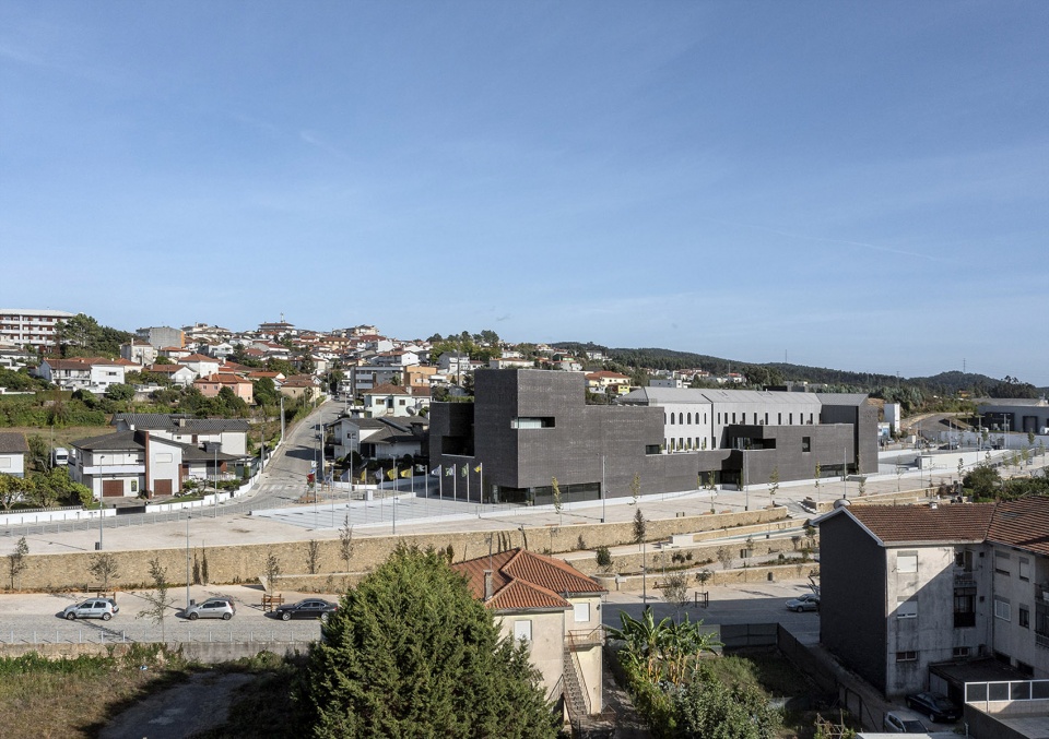 trofa town hall by noarq