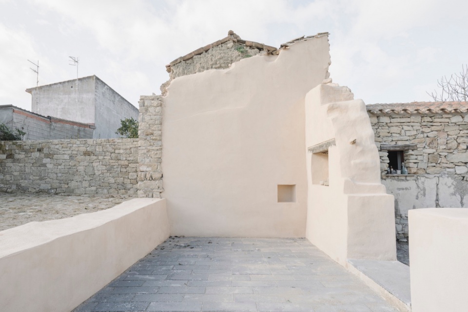 House of Traditions by Arch Martino Picchedda