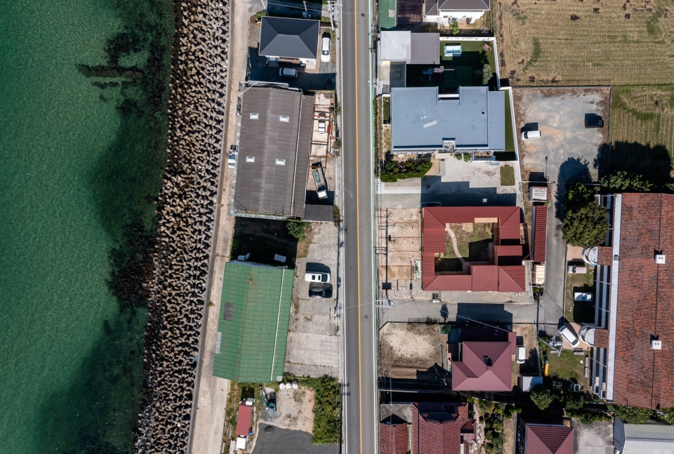 dog villa on awaji island by 1110 office of architecture