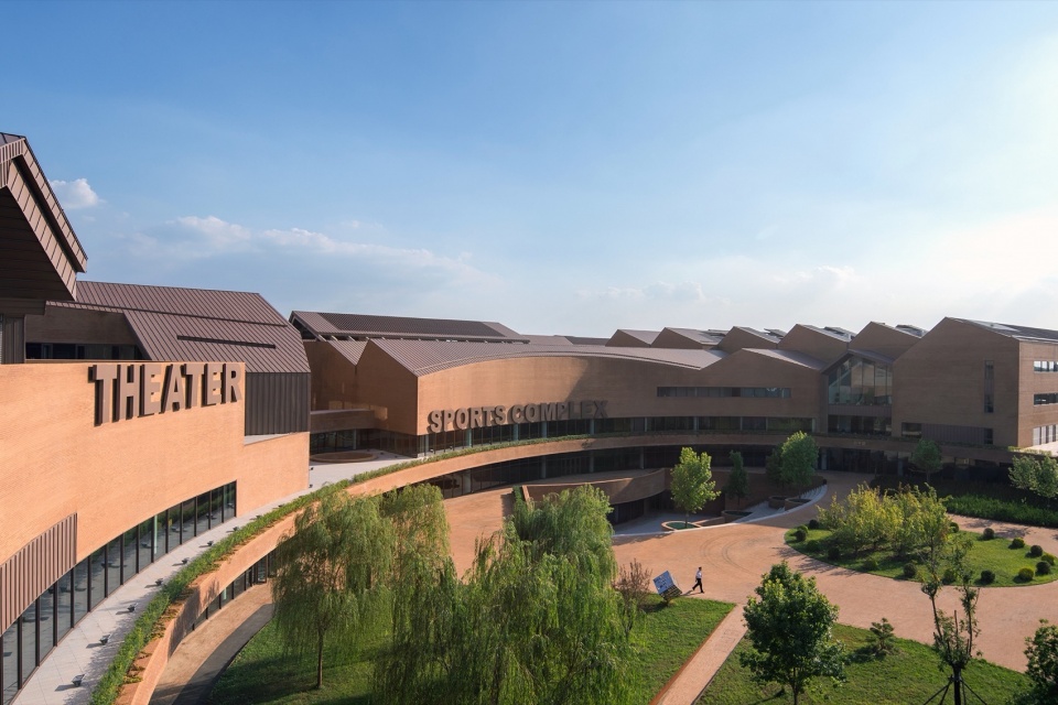 Tianjin Guanghua Foreign Language School by Tianjin Huahui
