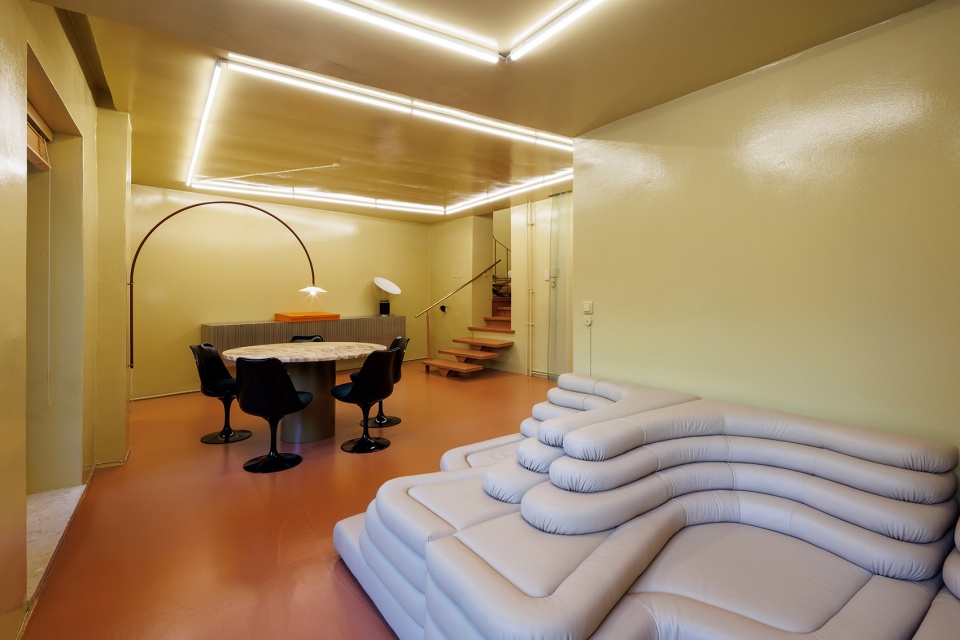 renovation of a coach house and garden in berlin mitte by j mayer h und partner
