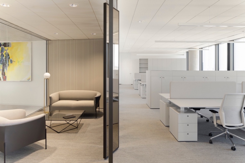DCB Montana by BAX studio